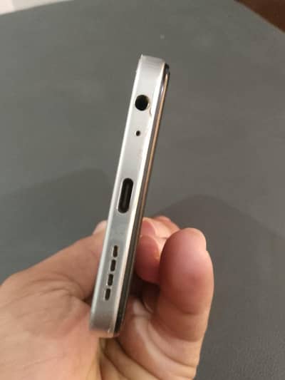 Infinix hot 60 i