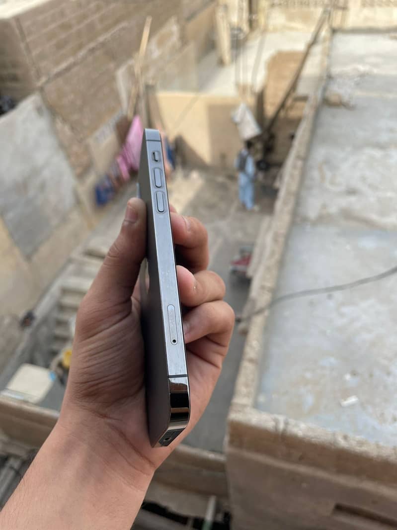 iPhone 12 Pro bypass 2
