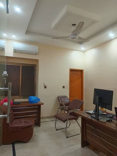 Gulshan block 6 office space available for rent