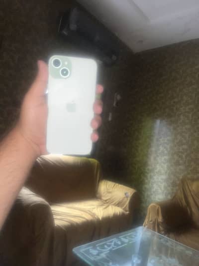 iPhone 15 Plus