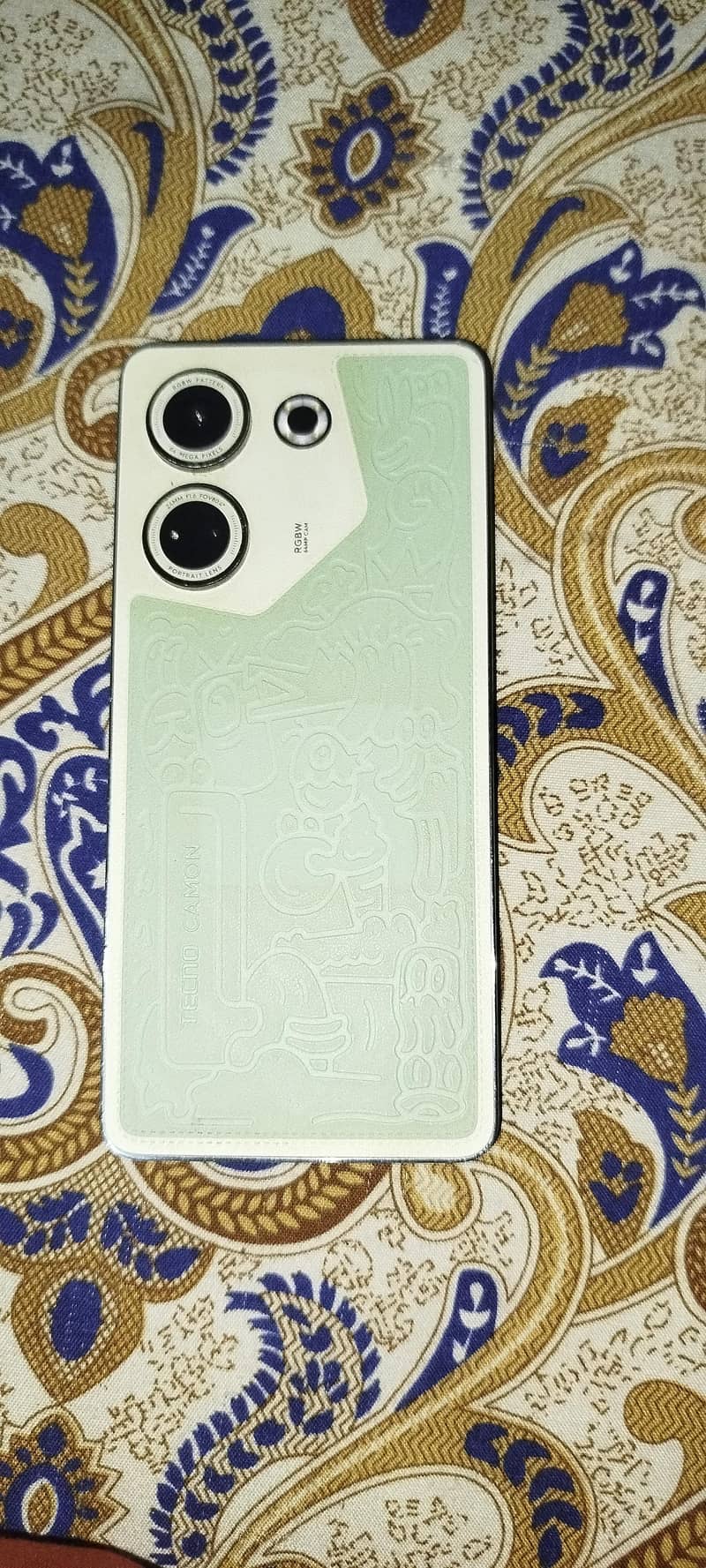 camon 20 1