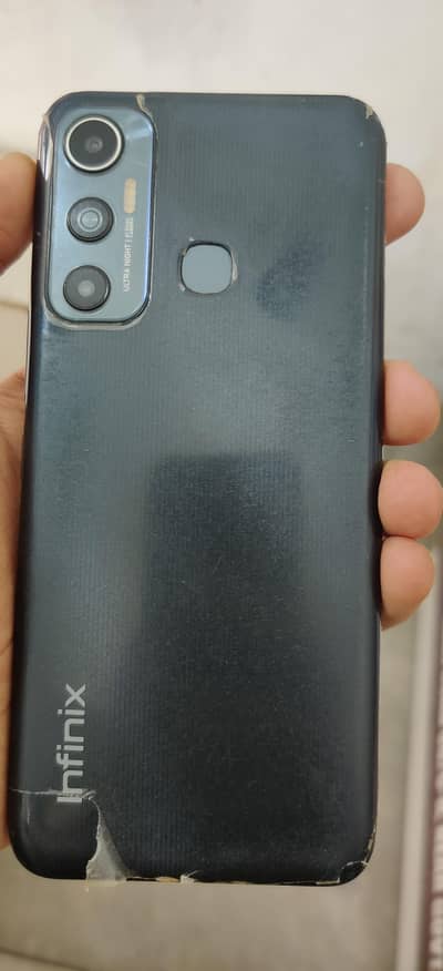 INFINIX HOT 11 Storage. (128 GB)