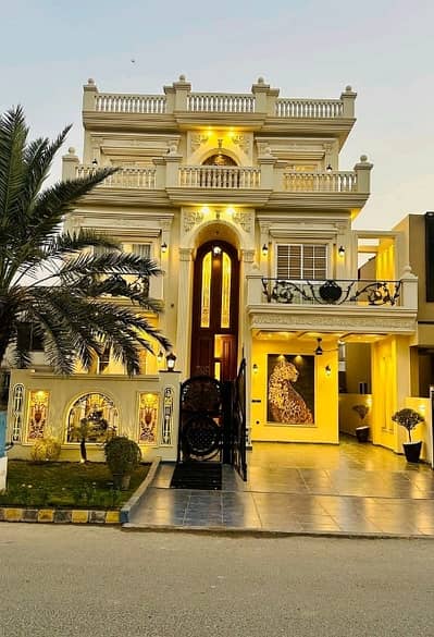 Prime Location 10 Marla House Is Available For sale