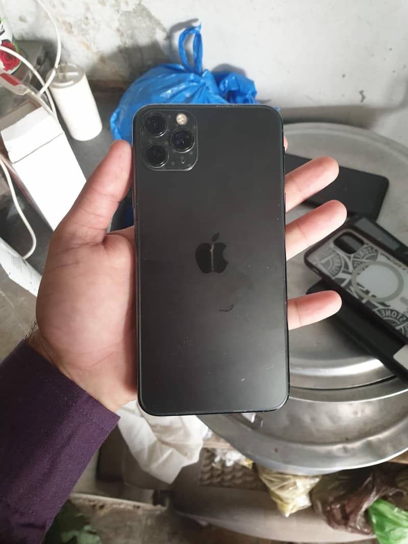 IPhone pro max 1