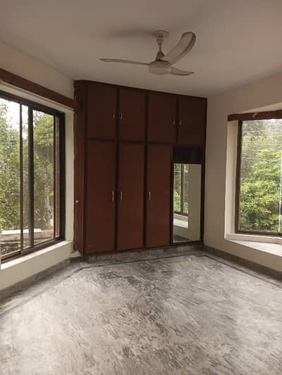 1 Kanal House Available For Rent In Garden Town
