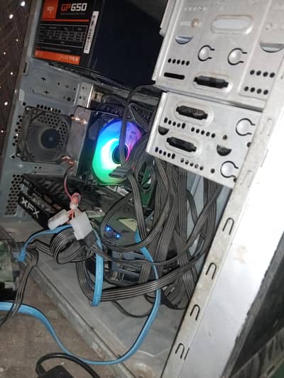 Ryzen 5 3600 Rx 590 8 gb DDR5