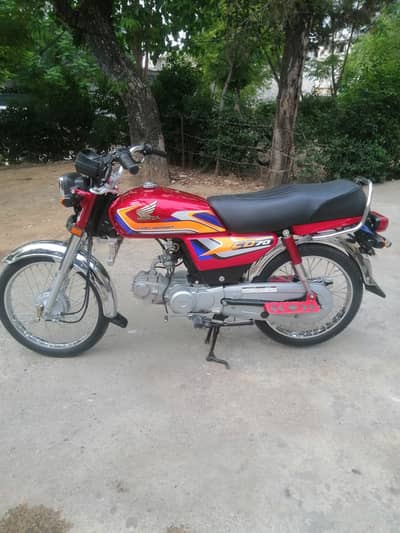 Honda CD 70 2025 marka 2024 decambar registar parchazd islamabad  num