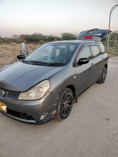 Nissan Wingroad Japanese Model reconditioned 2013