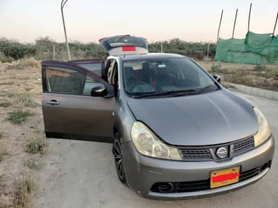 Nissan Wingroad Japanese Model reconditioned 2013