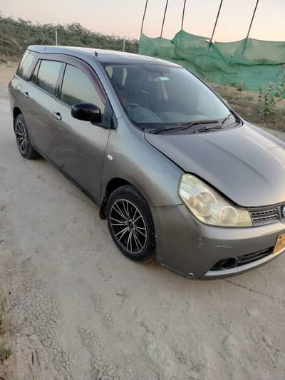 Nissan Wingroad Japanese Model reconditioned 2013/Jeep/Safari/Luggage