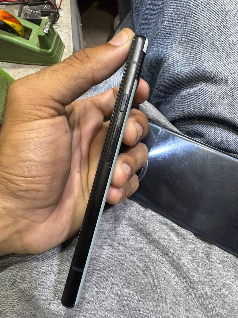 google pixel 6a 3