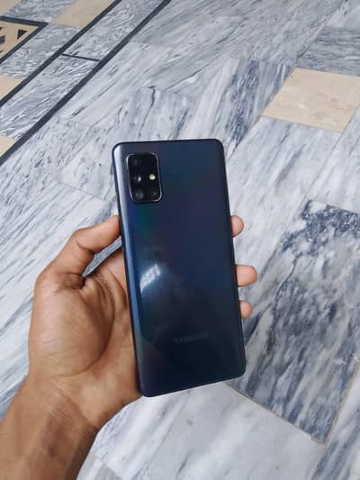 Samsung a71 8Gb Ram 128Gb Memory