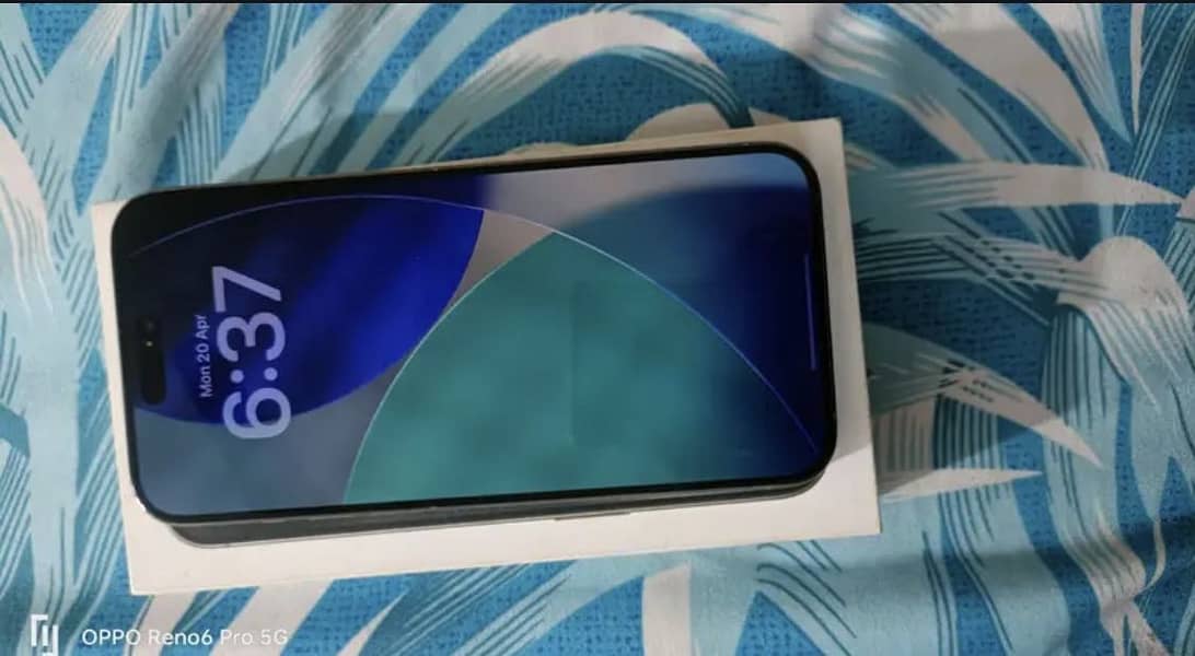 iphone 15 pro max. 5