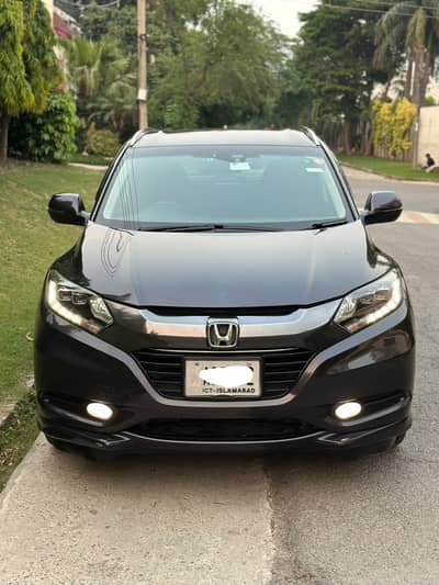 Honda Vezel Z Hybrid 2015