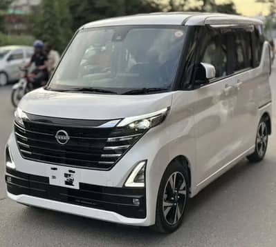 Nisaan Roox Turbo 2026