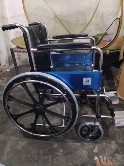 new manual wheel chair sell for now in just  18000