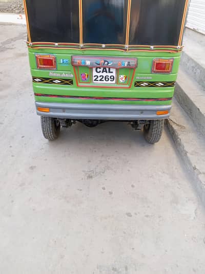 CNG rickshaw