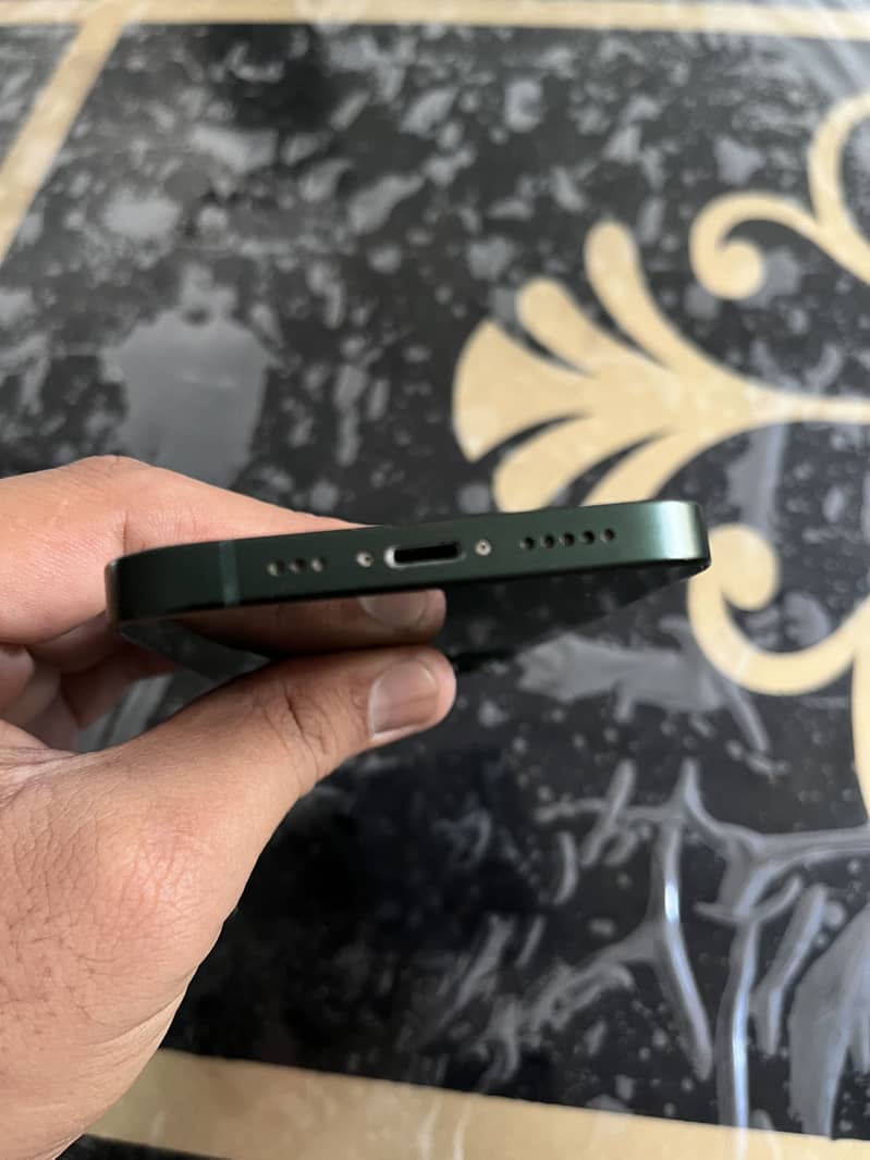Iphone 13 Jv 3