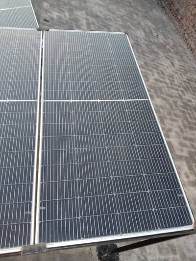 280 watt Double glass 3 adad Solar plate 1 year used