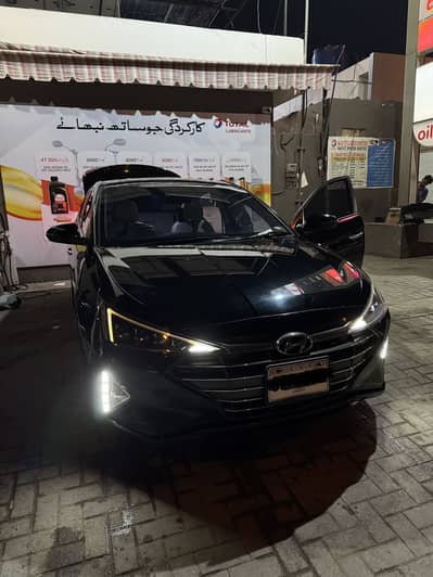 Elantra 1.6 GL