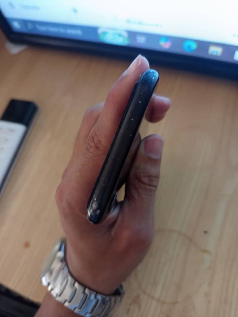 Apple iPhone 7 1