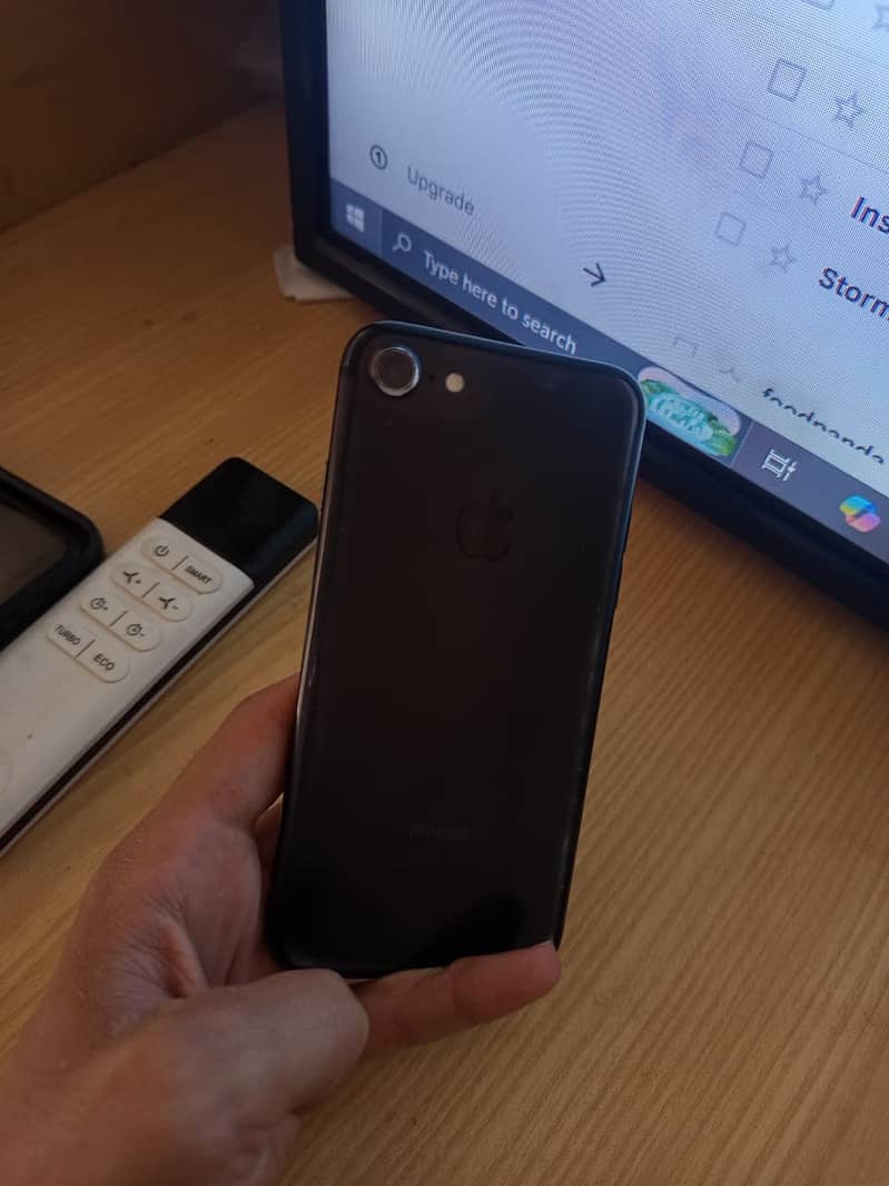 Apple iPhone 7 5