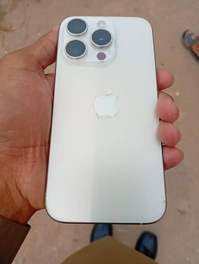I phone 15 pro
