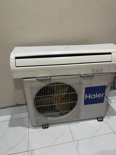 1.5 ton ac full in working condition all ok