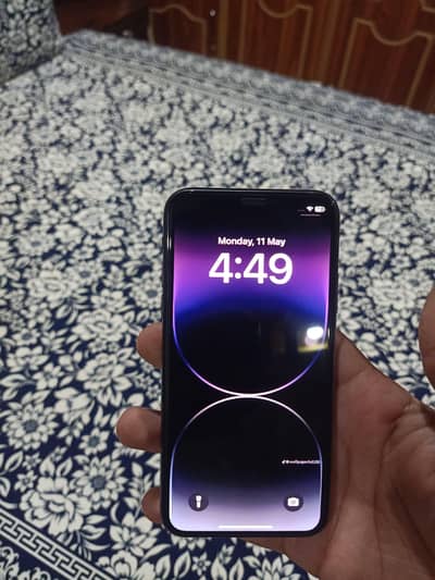 iPhone xs Non pta factory unlock call and whatsapp  0329.990. 2721