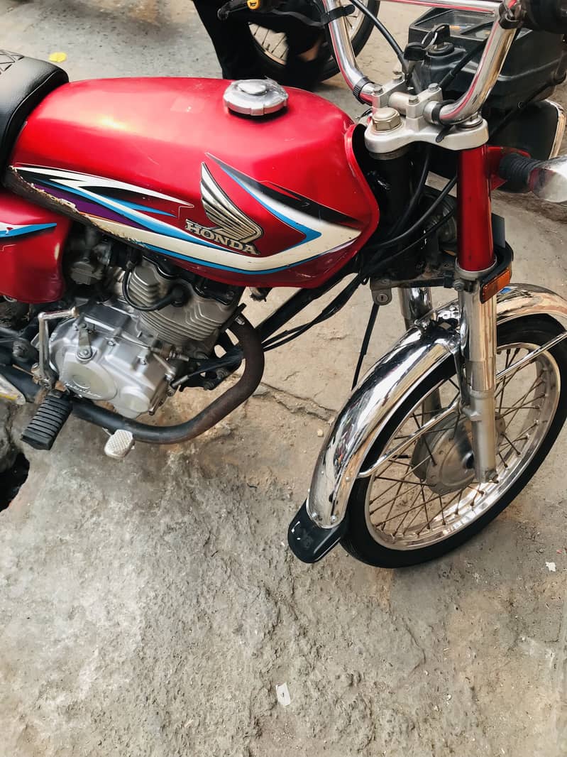 contect 03416381048 2