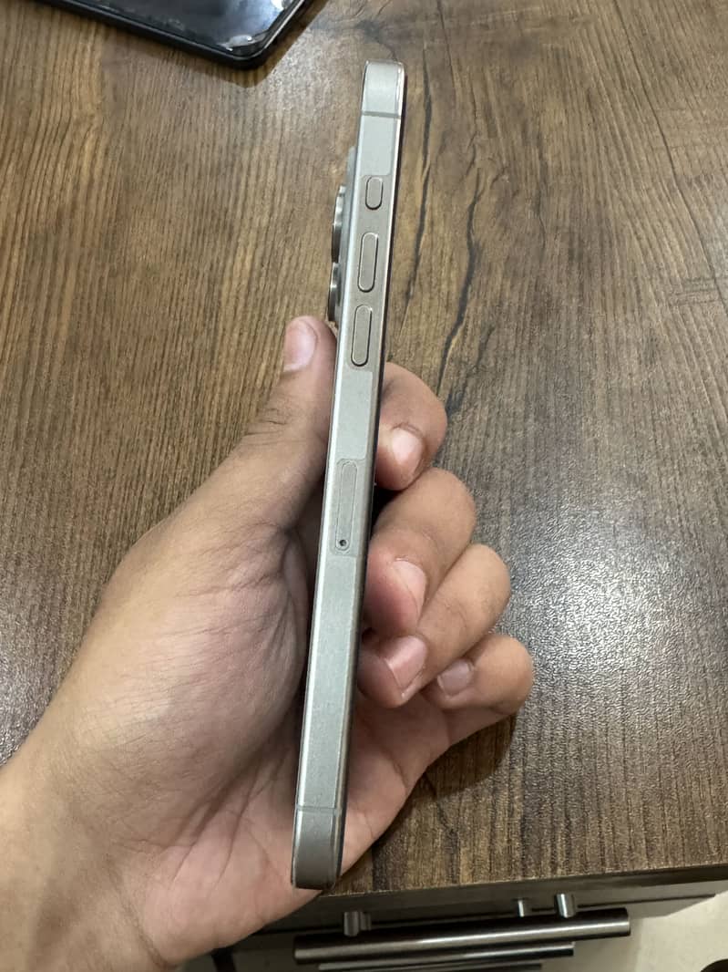 Iphone 15 Pro Max 2