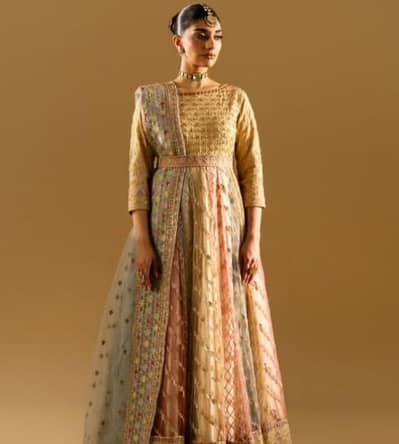 Ready to wear long maxi