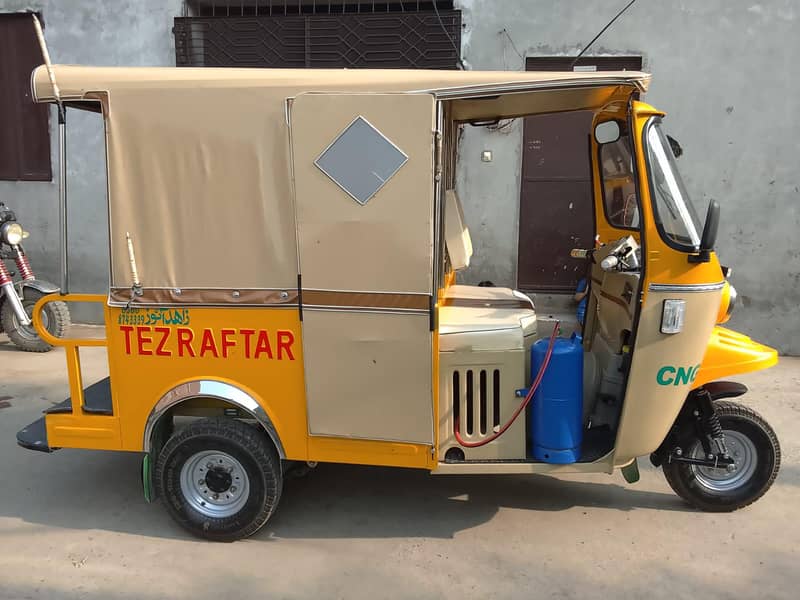 cng Rickshaw 1