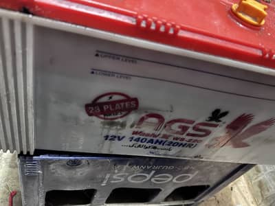 UPS for sale with two batteries in good condition