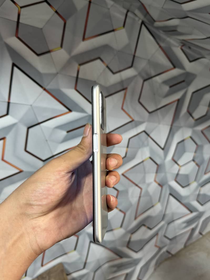 OPPO A16 1