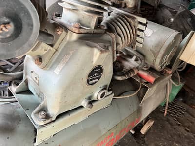 Hitachi BEBICON industrial Air compressor 250litre Japan