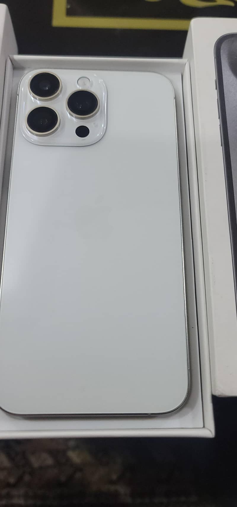 iphone 15 pro max 2