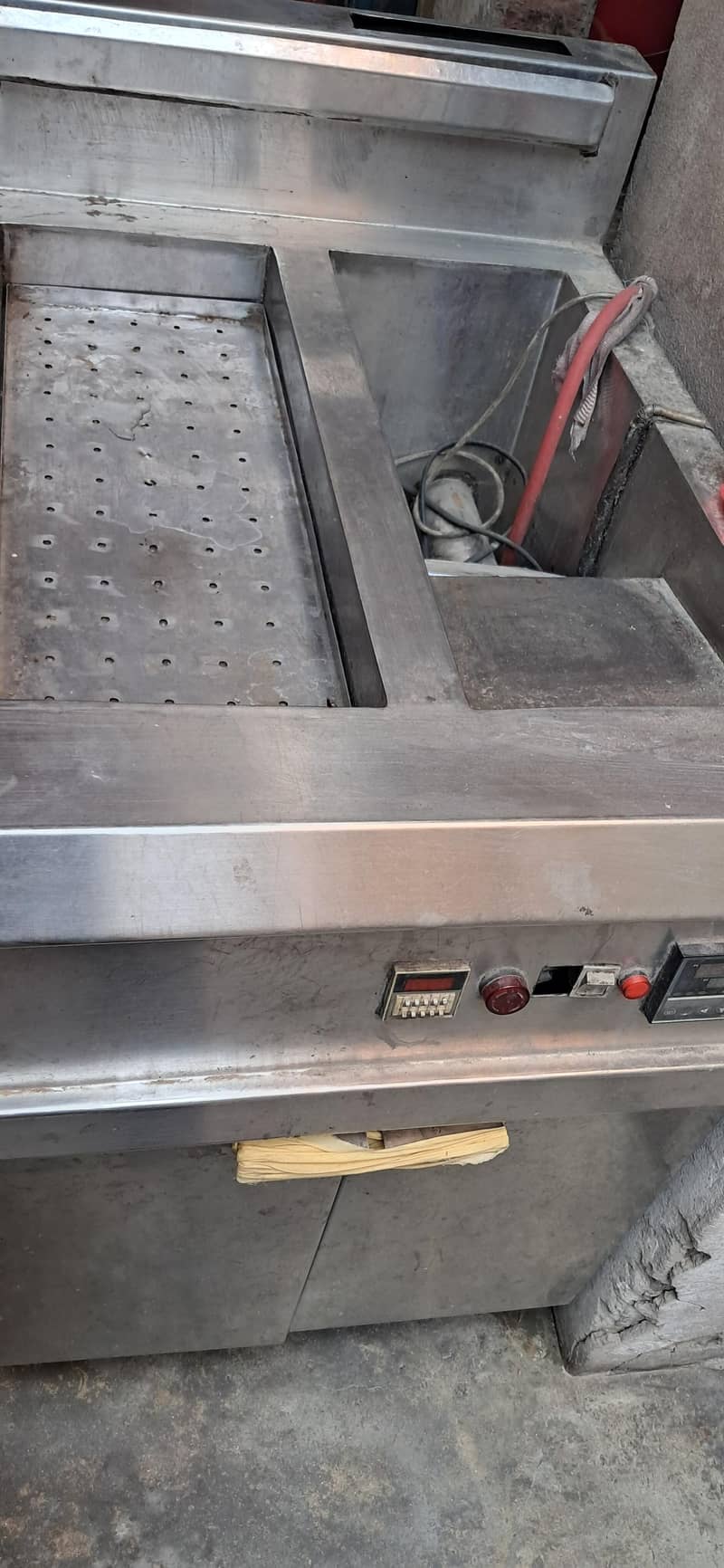 fryers working condition 0