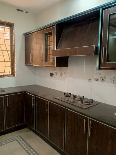5 Marla Second floor availabile for rent