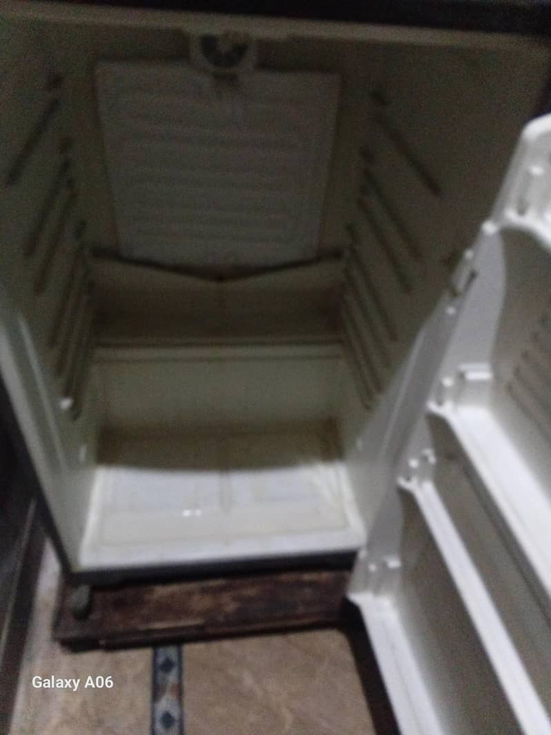 Dawlance fridge 0