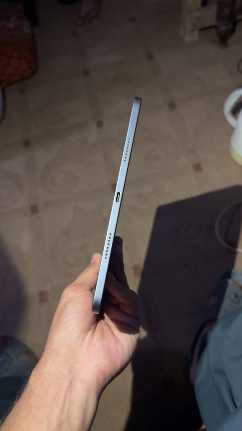 ipad Pro M1 10/10 condition 2