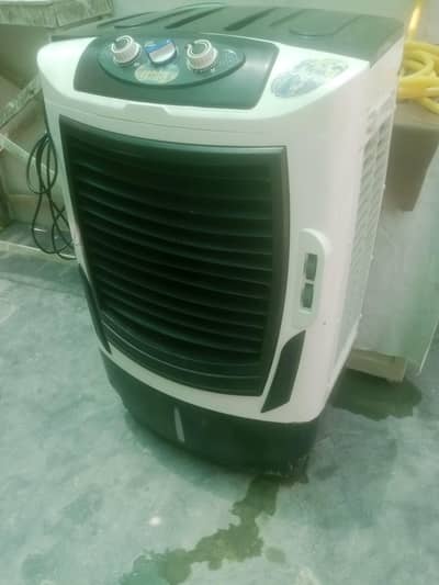 I sale use room air cooler running position