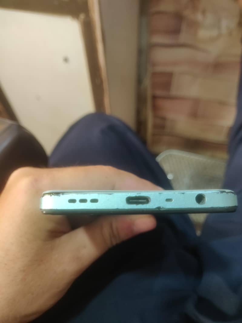 Mobile panel damage on corner side 2