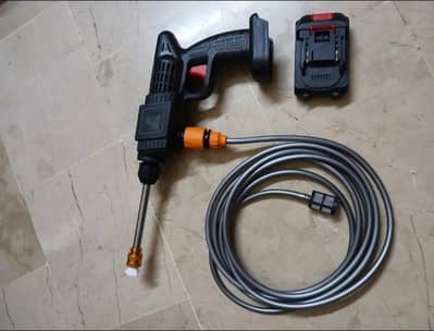 Cordless Pressure washer for Solar Panels cleaning