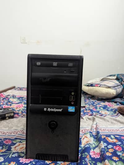 Core i5 3470  8 gb ram  Rx 580 8 gb