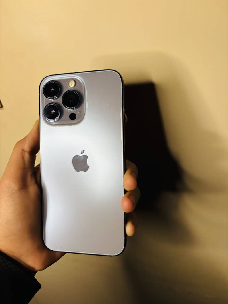 IPHONE 13 PRO 2
