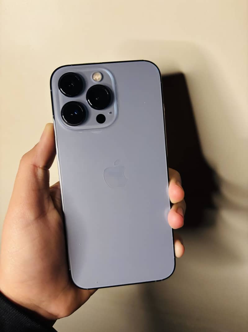 IPHONE 13 PRO 4