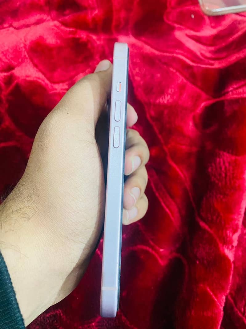 Iphone 15 3