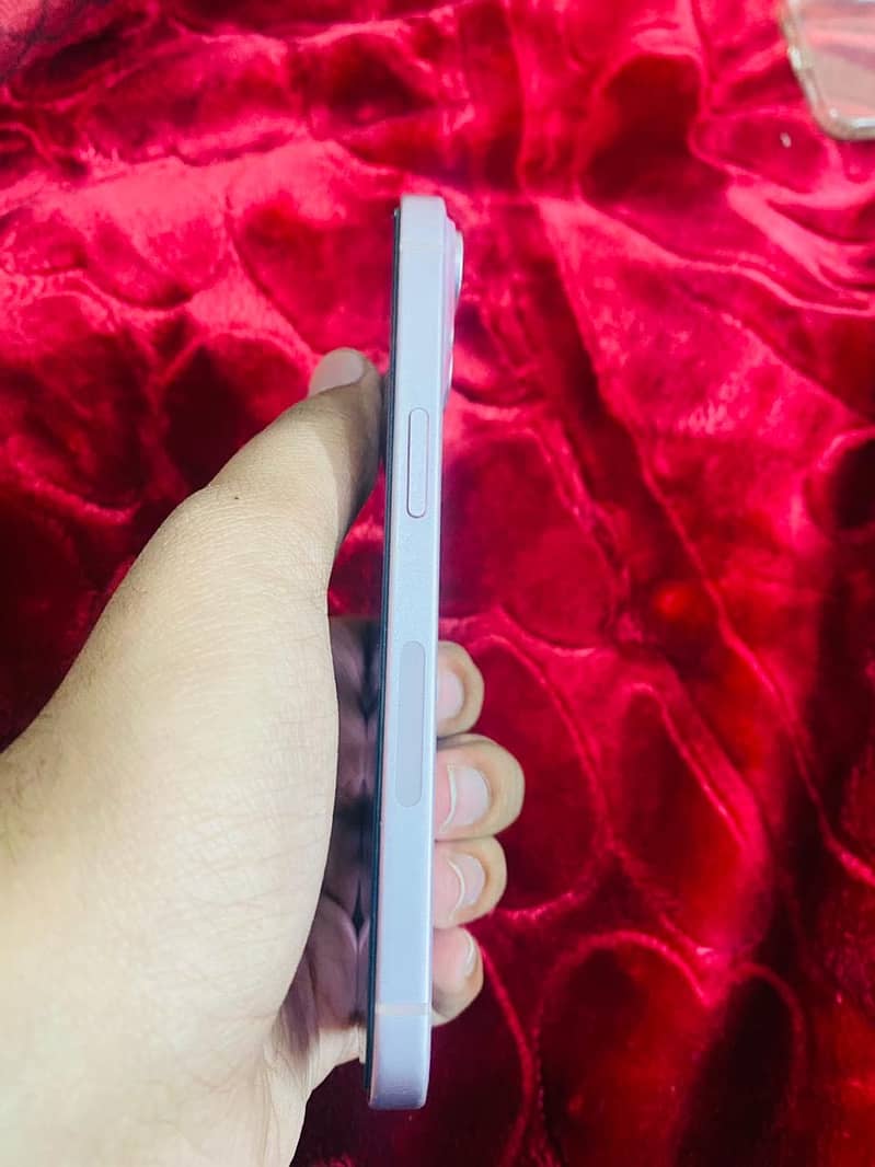 Iphone 15 4