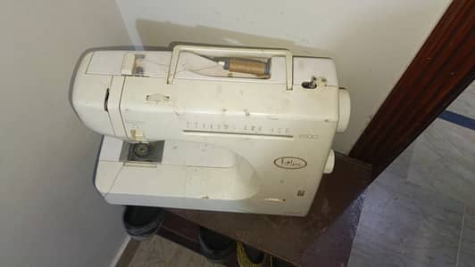 Sewing machine for sale